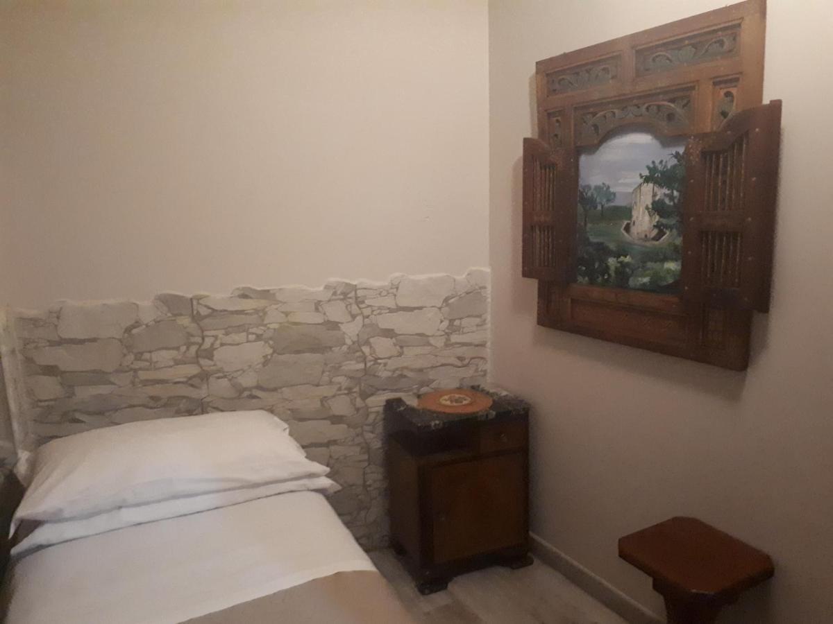 Sicilia In Miniatura "L'Atelier Dell'Etna" Bed & Breakfast ซัฟเฟรานา เอตเนอา ภายนอก รูปภาพ